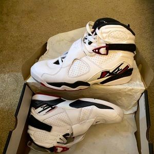 Jordan Retro8 Bugs Bunny White Black True Red
